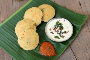 Instant Oats Idli - Indian Breakfast Recipe with Oats