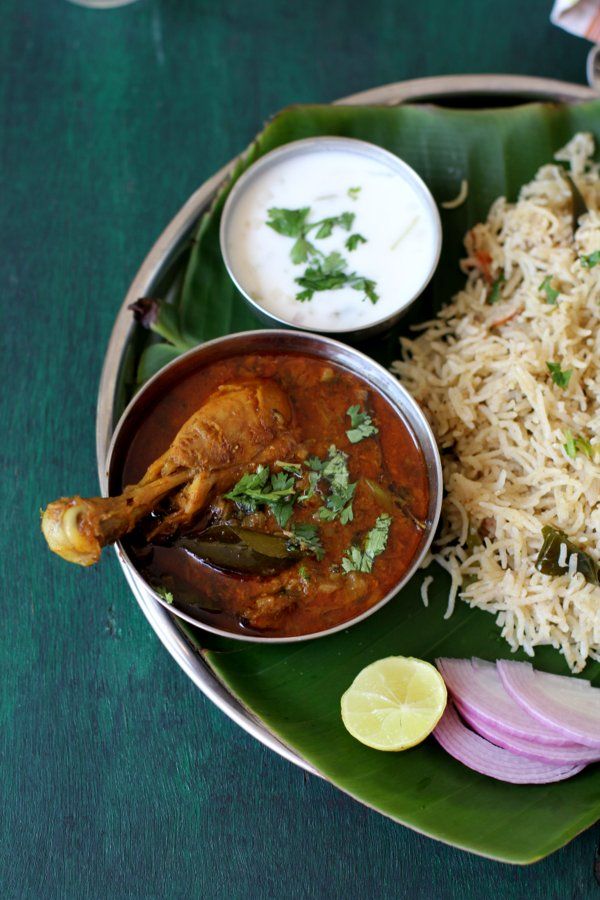 ricetta di pollo al curry piccante indiano